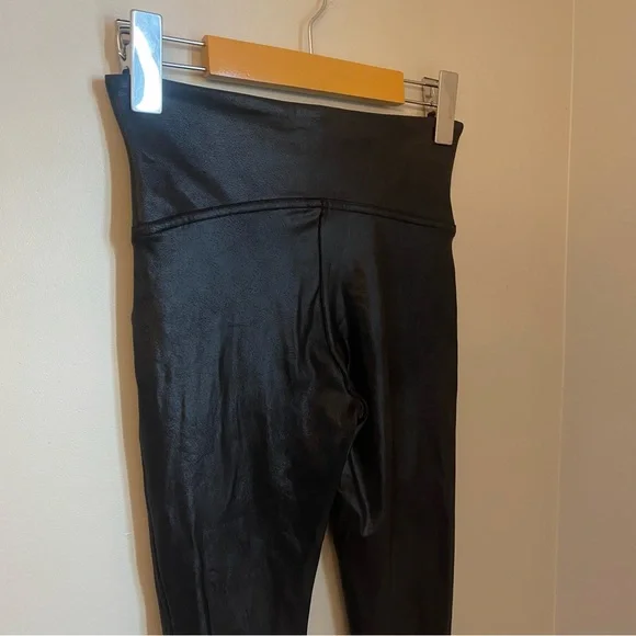 Spanx Faux Leather Leggings - 2437 - Black Size Small - Picture 6 of 9